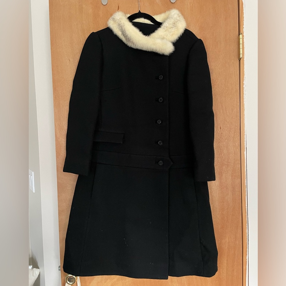 Vintage Fur Collar 1960s Wool Coat